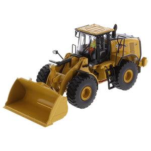 Diecast Masters 85683 Cat 972 XE Front Loader 1/50 Scale