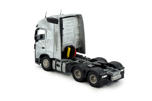 Metal Assembly Volvo FH04 Tractor XXL Scale 1/50