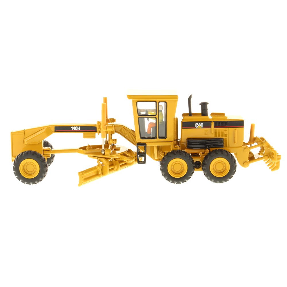 Miniature Cat 140H Motor Grader at 1:50 Scale Diecast Masters 85030C