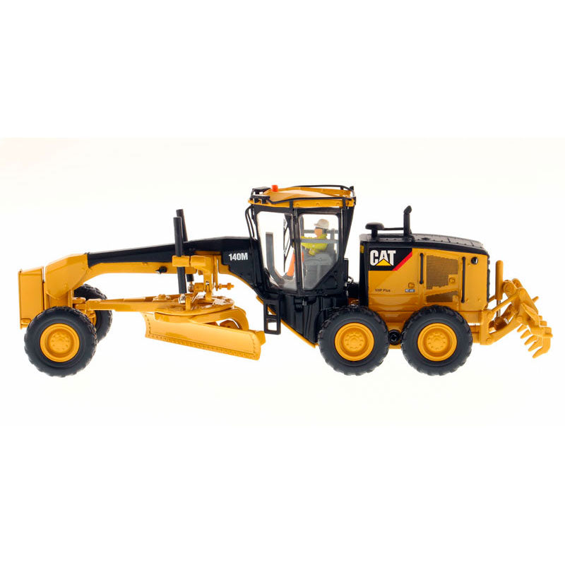 Miniature Cat 140M Motor Grader at 1:50 Scale Diecast Masters 85236