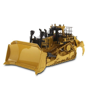 Diecast Masters 85604 Cat D11 TKN Tracked Tractor Scale 1:50