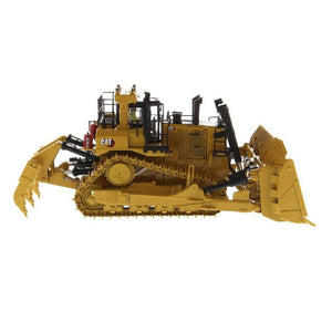 Diecast Masters 85604 Cat D11 TKN Tracked Tractor Scale 1:50