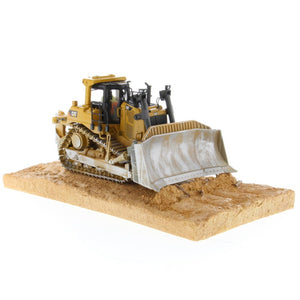 Diecast Masters 85702 D9T Real Environment Tractor 1:50 Scale
