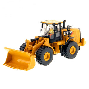 Diecast Masters 85949 Cat 972M Front Loader 1:87 Scale