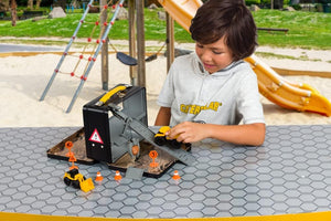 Funrise 83332 Cat Toy with Metal Travel Case and Play Track