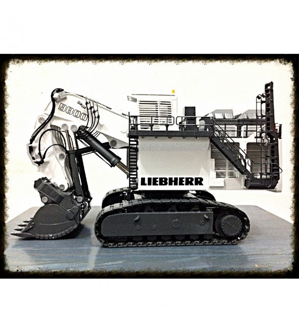 CONRAD, Pelle LIEBHERR R938 Tier V, échelle 1/50, CON2215/0 CONRAD, Pelle LIEBHERR R938 Tier V, échelle 1/50, CON2215/0