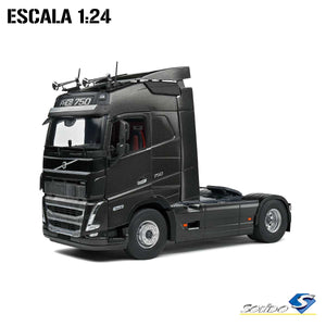 Solido S2400102 Volvo FH16 Globetrotter XL Truck 1:24 Scale