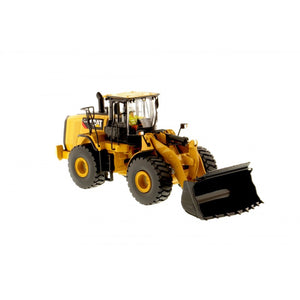 Diecast Masters 85928 Cat 966M Front Loader 1:50 Scale