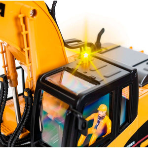 Huina 1535 Remote Control Excavator Toy with Accessories